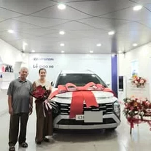 Bàn giao xe Hyundai cho khách hàng tại Đà Nẵng Bàn giao xe Hyundai cho khách hàng tại Đà Nẵng