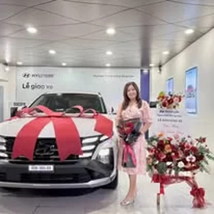 Bàn giao xe Hyundai cho khách hàng tại Đà Nẵng Bàn giao xe Hyundai cho khách hàng tại Đà Nẵng