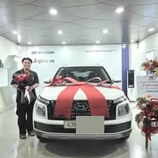 Bàn giao xe Hyundai cho khách hàng tại Đà Nẵng Bàn giao xe Hyundai cho khách hàng tại Đà Nẵng